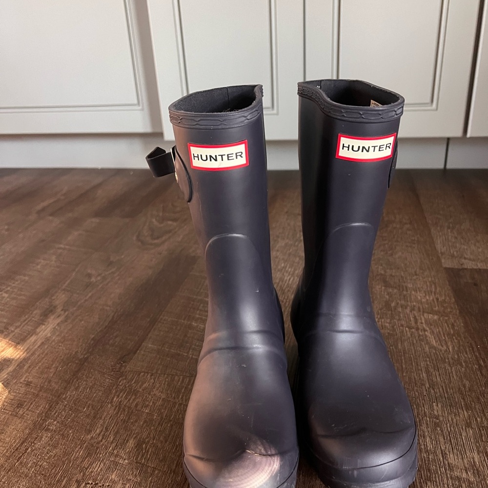 Hunter Navy short Rain Boots